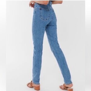 BDG Urban Outfitters Girlfriend High Rise size 29 Denim Jeans straight leg